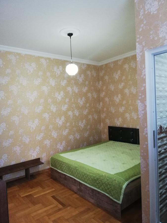 Guest House Quiet Home Batumi Ngoại thất bức ảnh