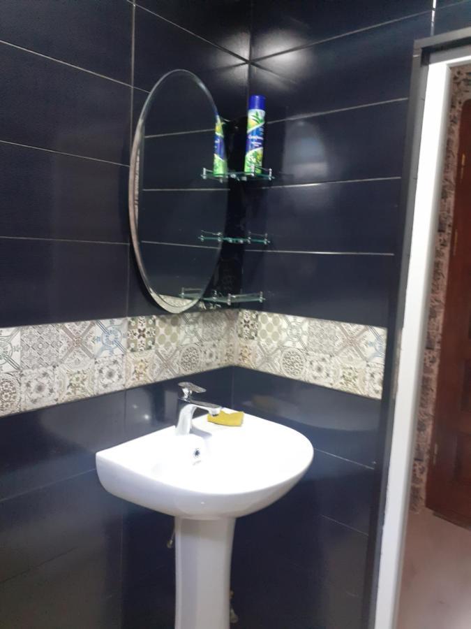 Guest House Quiet Home Batumi Ngoại thất bức ảnh